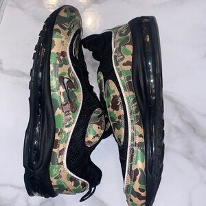 Nike air max camo size 10🚨